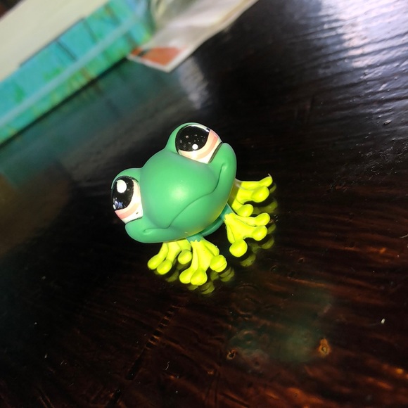 Hasbro Other - Blue Magnet #562 Frog LPS
